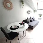 Free Parking Tiny House Wifi Netflix 15 Minuti Dal Duomo Apartament