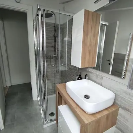 Free Parking Tiny House Wifi Netflix 15 Minuti Dal Duomo Mailand