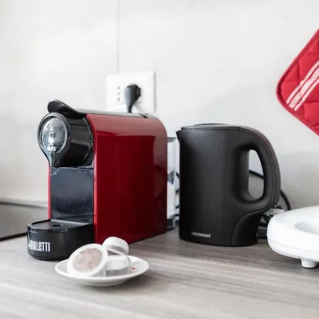 Free Parking Tiny House Wifi Netflix 15 Minuti Dal Duomo Apartment Mailand