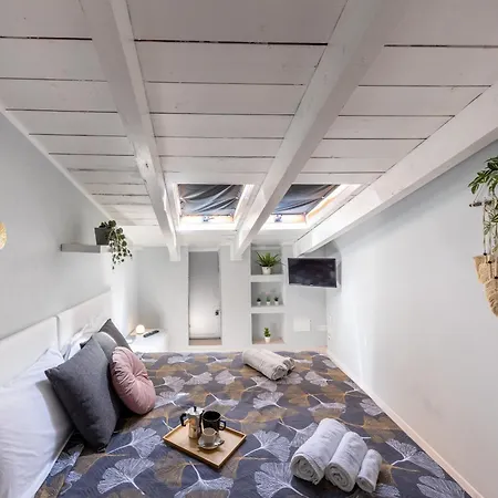 Apartament Free Parking Tiny House Wifi Netflix 15 Minuti Dal Duomo Mediolan