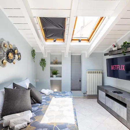 Free Parking Tiny House Wifi Netflix 15 Minuti Dal Duomo Appartamento *